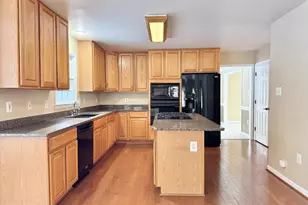 31 Willowmere Ct, Stafford, VA 22556 - Photo 2