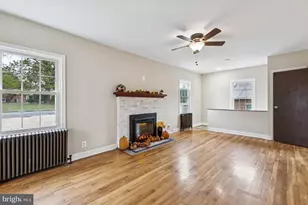 1037 Julian Dr, Fredericksburg, VA 22405 - Photo 8