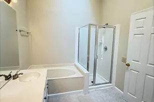 402 Batley Ct, Fredericksburg, VA 22406 - Photo 14