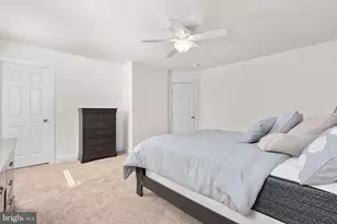 425 Gentle Breeze Cir, Fredericksburg, VA 22406 - Photo 26