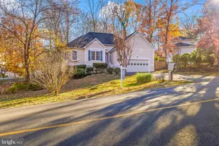 1203 Richmond Dr, Stafford, VA 22554 - Photo 2