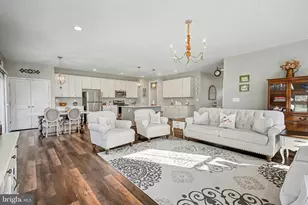 209 Liberty Hall Dr, Fredericksburg, VA 22406 - Photo 2