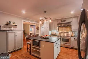 607 Lancaster St, Fredericksburg, VA 22405 - Photo 8