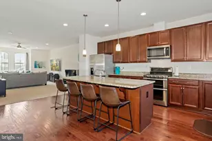 944 Basswood Dr, Stafford, VA 22554 - Photo 4