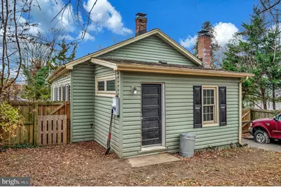 111 Forbes Street, Fredericksburg, VA 22405 - Photo 4