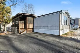 14 Robert St, Stafford, VA 22554 - Photo 4