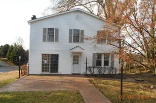 801 Northside Dr, Fredericksburg, VA 22405 - Photo 2