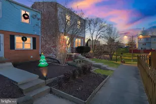 33 Bristol Ct, Stafford, VA 22556 - Photo 2