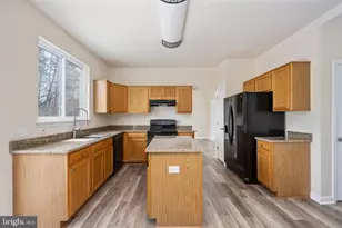 8 Newport Ct, Stafford, VA 22554 - Photo 10