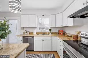 73 Spring Lake Dr, Stafford, VA 22556 - Photo 20