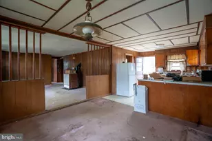 742 White Oak Rd, Fredericksburg, VA 22405 - Photo 14