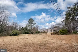 742 White Oak Rd, Fredericksburg, VA 22405 - Photo 8