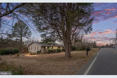 742 White Oak Road, Fredericksburg, VA 22405 - Photo 2
