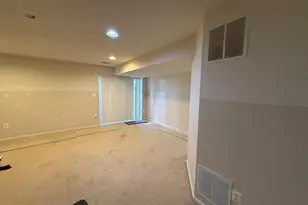 113 Executive Cir, Stafford, VA 22554 - Photo 4