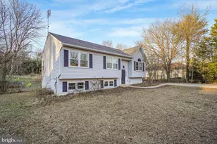 22 Brown Cir, Fredericksburg, VA 22405 - Photo 2