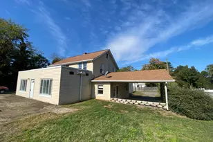 601 Forbes St, Fredericksburg, VA 22405 - Photo 2