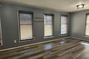 10 Greenridge Dr, Stafford, VA 22554 - Photo 2