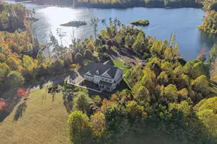 165 Edgewater Dr, Fredericksburg, VA 22406 - Photo 2