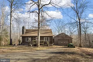 24 Winslow Rd, Fredericksburg, VA 22406 - Photo 2