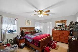 1012 James Madison Cir, Fredericksburg, VA 22405 - Photo 16