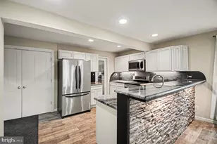 1205 Holly St, Fredericksburg, VA 22405 - Photo 6