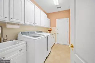 28 Castlewood Dr, Fredericksburg, VA 22406 - Photo 46