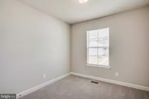 30 Andrews Pl, Fredericksburg, VA 22405 - Photo 12