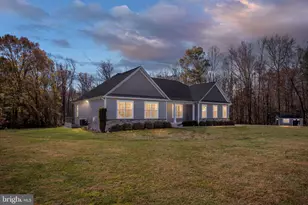 245 Saddle Ridge Ln, Fredericksburg, VA 22406 - Photo 2