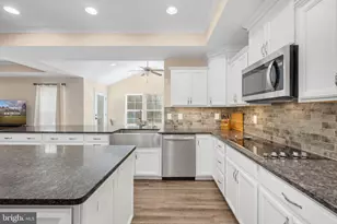 245 Saddle Ridge Ln, Fredericksburg, VA 22406 - Photo 18