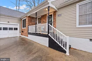 207 Midshipman Cir, Stafford, VA 22554 - Photo 2