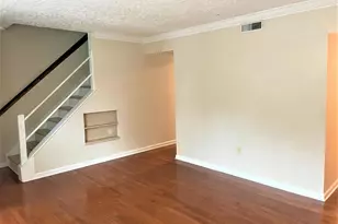 805 Sledgehammer Dr, Fredericksburg, VA 22405 - Photo 2