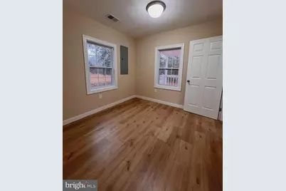 2073 Warrenton Road, Fredericksburg, VA 22406 - Photo 4