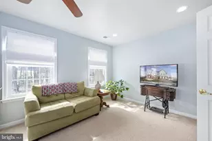 24 Gibson Dr, Fredericksburg, VA 22406 - Photo 66