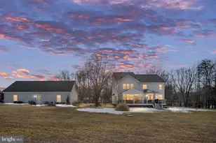 24 Gibson Dr, Fredericksburg, VA 22406 - Photo 4