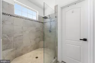 40 Edgewater Dr, Fredericksburg, VA 22406 - Photo 50