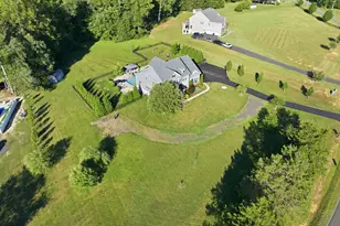 40 Edgewater Dr, Fredericksburg, VA 22406 - Photo 4
