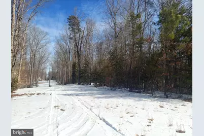 694 Mountain View Road, Fredericksburg, VA 22406 - Photo 2