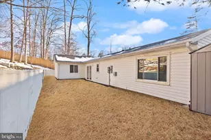 26 Willow Branch Pl, Fredericksburg, VA 22405 - Photo 32