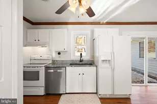 26 Willow Branch Pl, Fredericksburg, VA 22405 - Photo 10