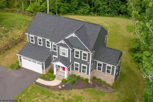 85 Hopewell Dr, Fredericksburg, VA 22406 - Photo 2