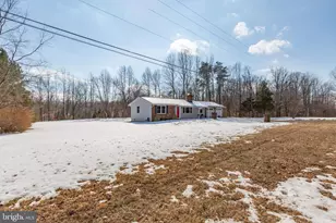 391 Holly Corner Rd, Fredericksburg, VA 22406 - Photo 6