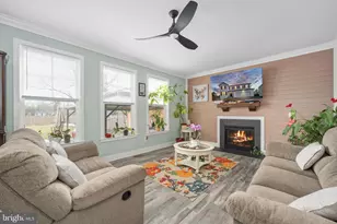 14 Carol St, Fredericksburg, VA 22405 - Photo 4