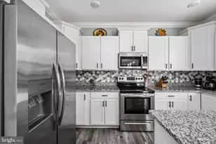 14 Carol St, Fredericksburg, VA 22405 - Photo 18