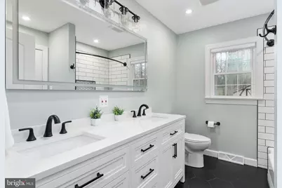 8 Patrick Henry Street, Fredericksburg, VA 22405 - Photo 22