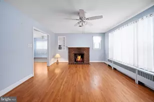 23 Wakefield Ave, Fredericksburg, VA 22405 - Photo 2