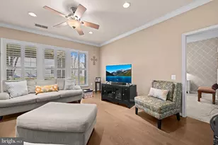 291 Bridgewater Cir, Fredericksburg, VA 22406 - Photo 10