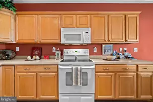 291 Bridgewater Cir, Fredericksburg, VA 22406 - Photo 14