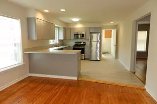 302 Claiborne Ave, Fredericksburg, VA 22405 - Photo 8