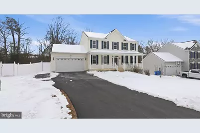 325 Phillips Street, Fredericksburg, VA 22405 - Photo 2