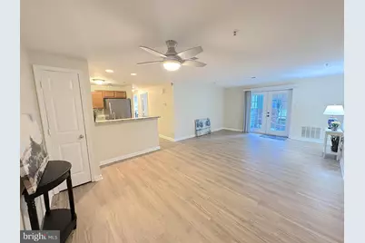 102 Grosvenor Lane #APT 2, Stafford, VA 22556 - Photo 6